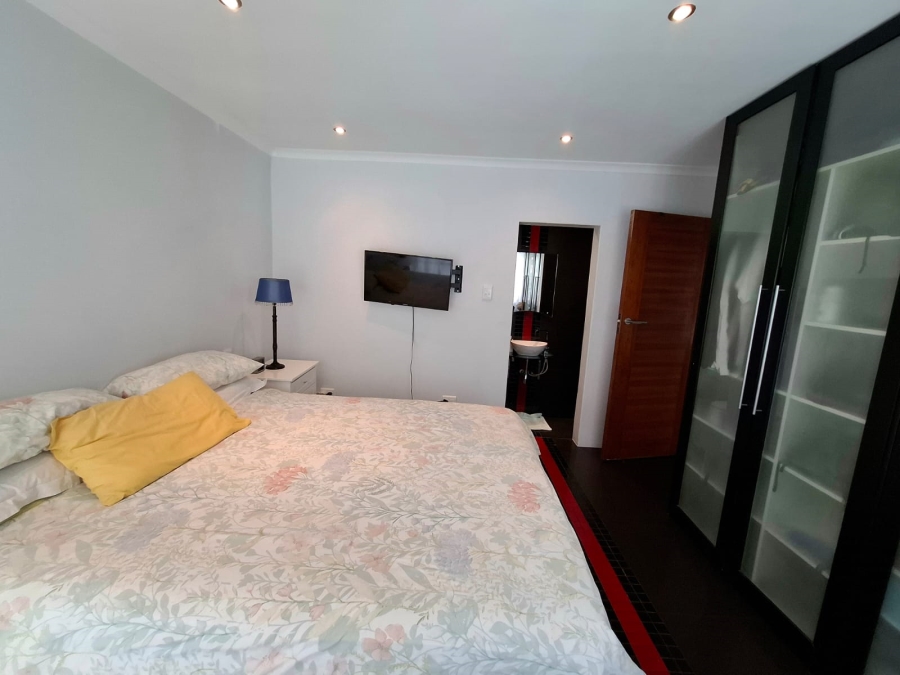 To Let 2 Bedroom Property for Rent in Table View Western Cape